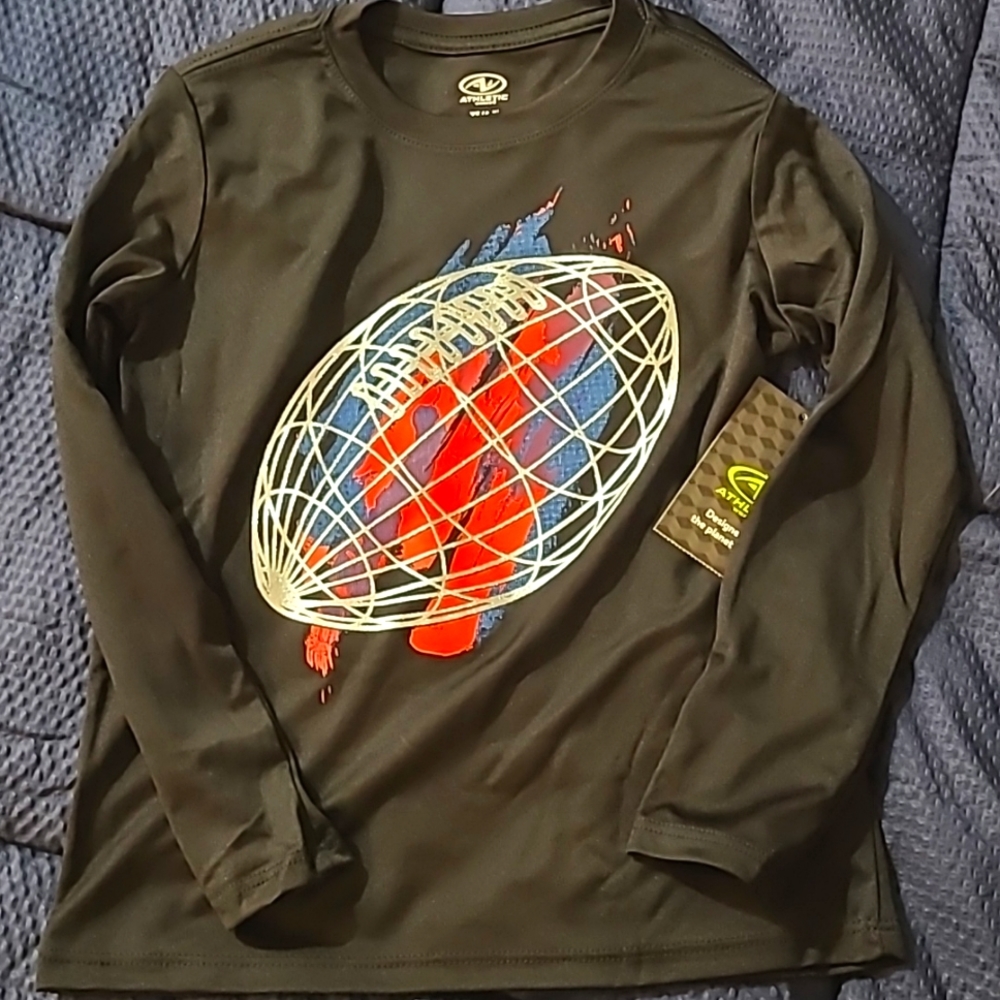 Athletic works long sleeve shirt